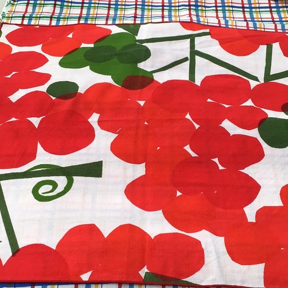 Vintage Vera Cherry Apron and napkins - Picture 5 of 5